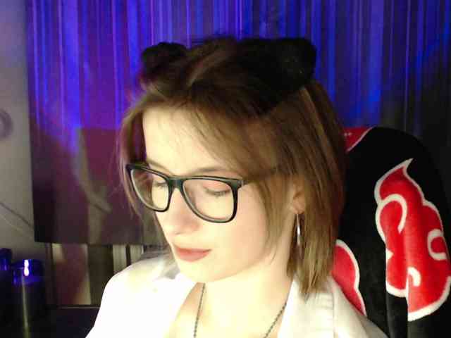 Cherry-Luna webcam