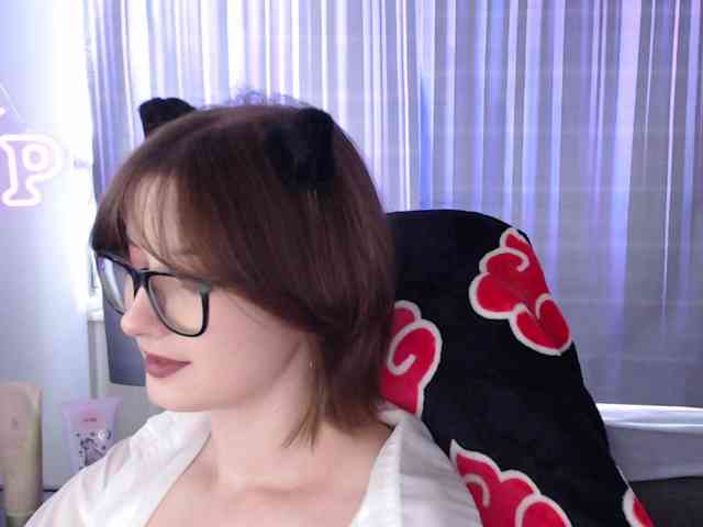 Cherry-Luna webcam