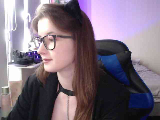 Cherry-Luna webcam