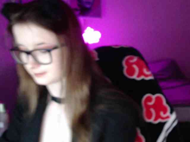 Cherry-Luna webcam