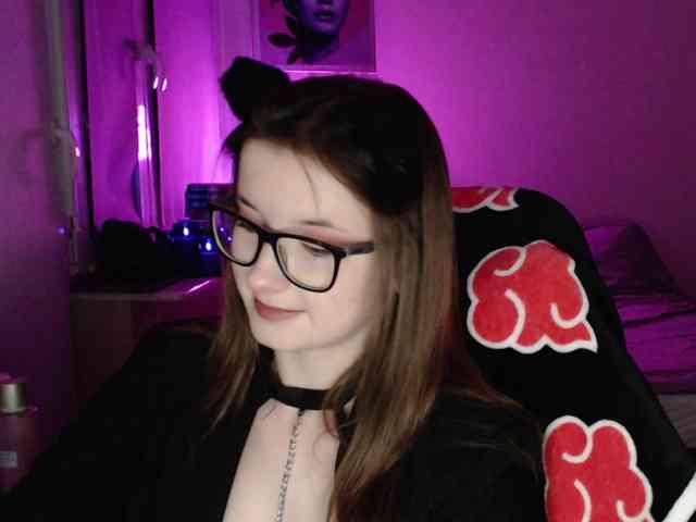 Cherry-Luna webcam