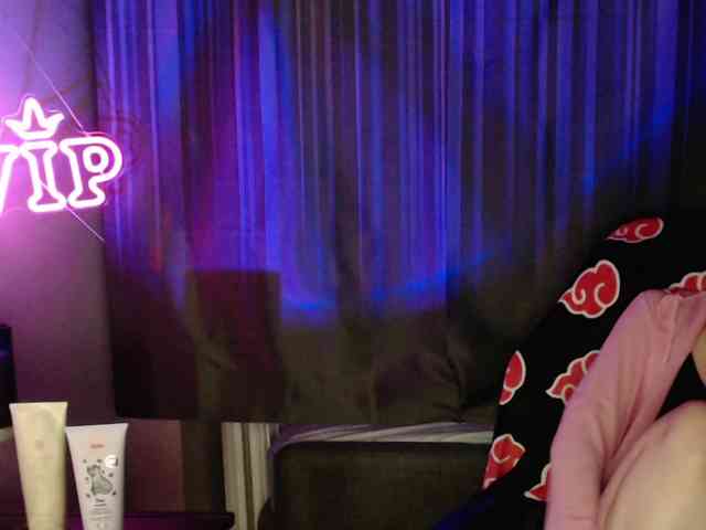 Cherry-Luna webcam