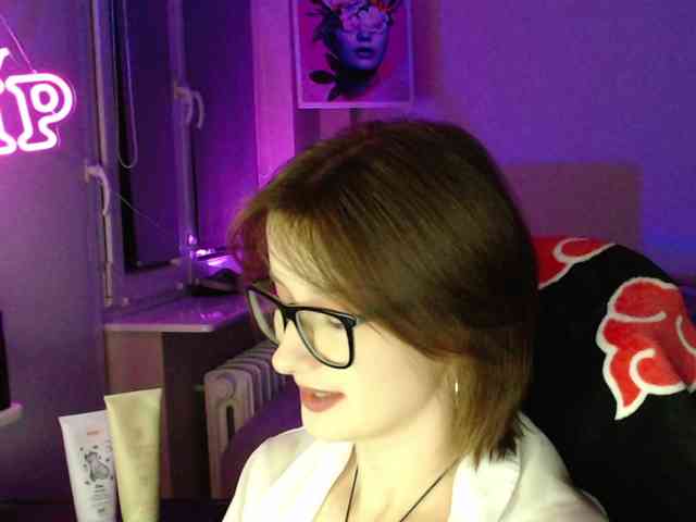 Cherry-Luna webcam