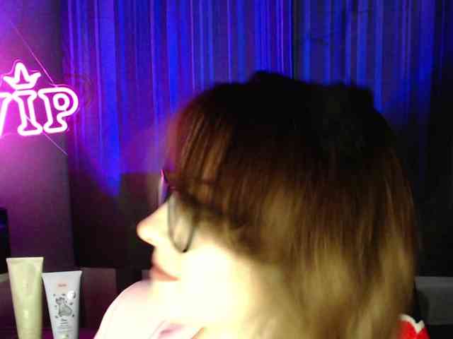 Cherry-Luna webcam
