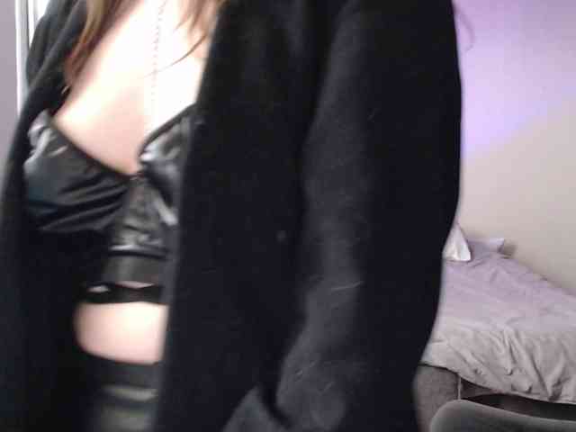 Cherry-Luna webcam