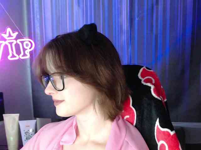 Cherry-Luna webcam