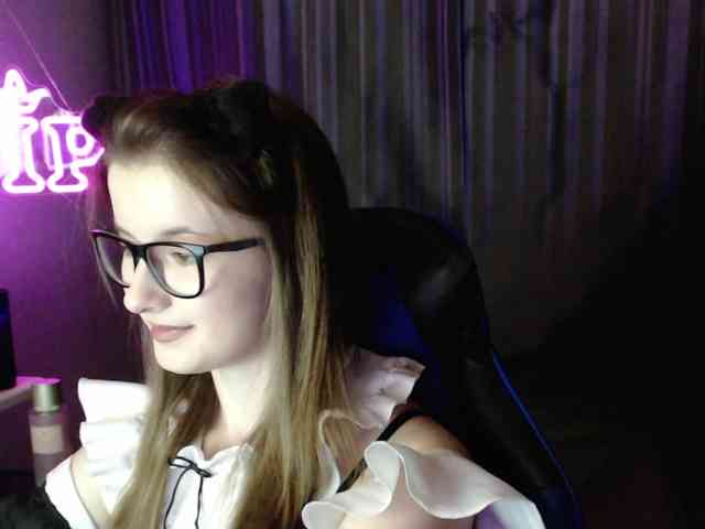 Cherry-Luna webcam