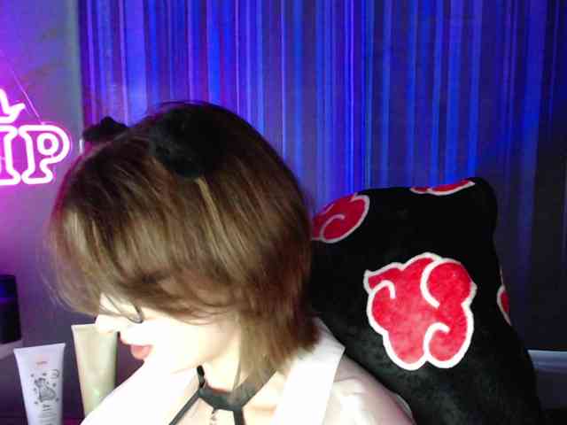 Cherry-Luna webcam