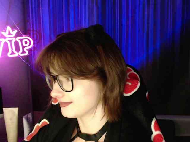 Cherry-Luna webcam