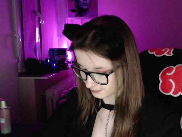 Cherry-Luna webcam