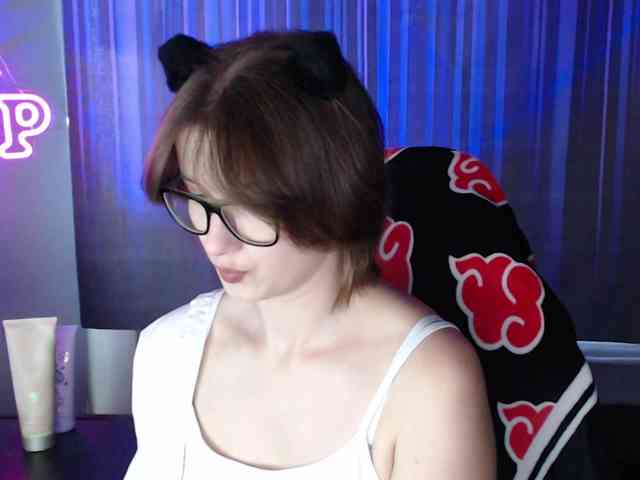 Cherry-Luna webcam