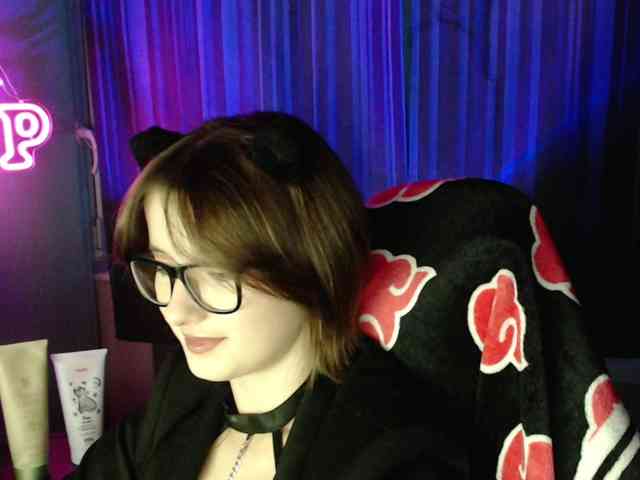 Cherry-Luna webcam