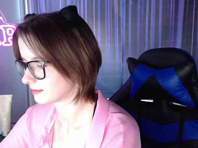 Cherry-Luna webcam