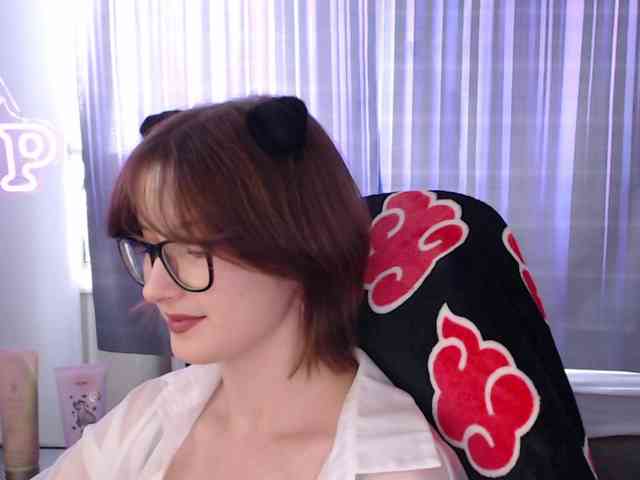 Cherry-Luna webcam
