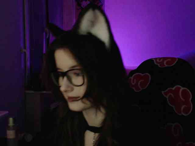 Cherry-Luna webcam