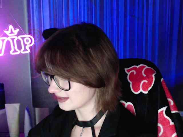 Cherry-Luna webcam