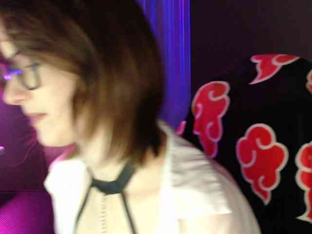 Cherry-Luna webcam