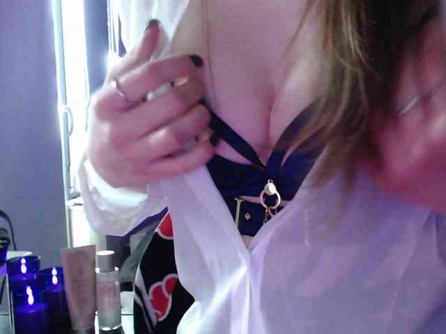 Cherry-Luna webcam