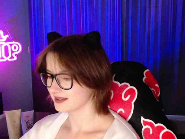 Cherry-Luna webcam