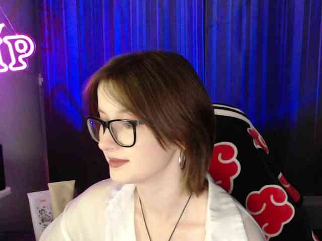 Cherry-Luna webcam