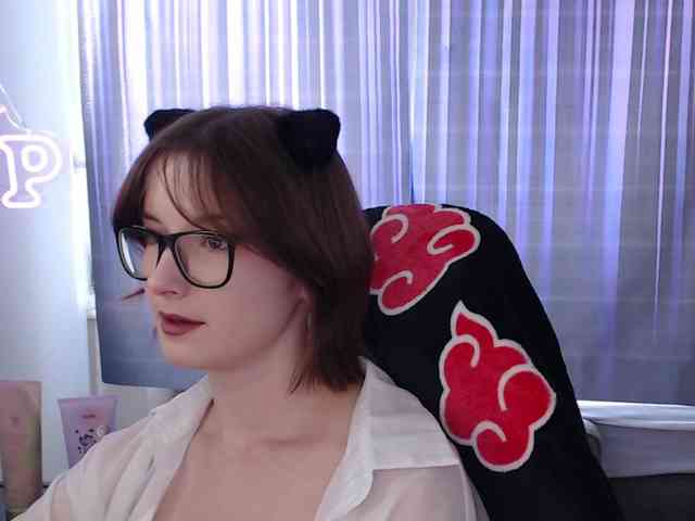 Cherry-Luna webcam