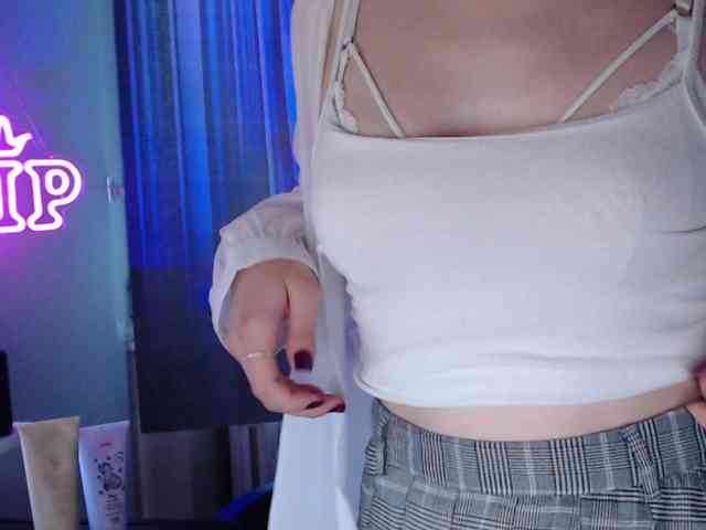 Cherry-Luna webcam