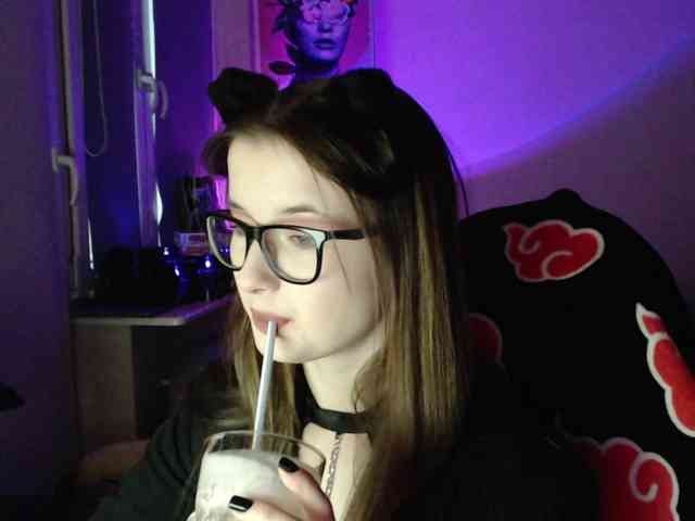 Cherry-Luna webcam