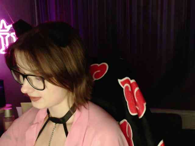 Cherry-Luna webcam