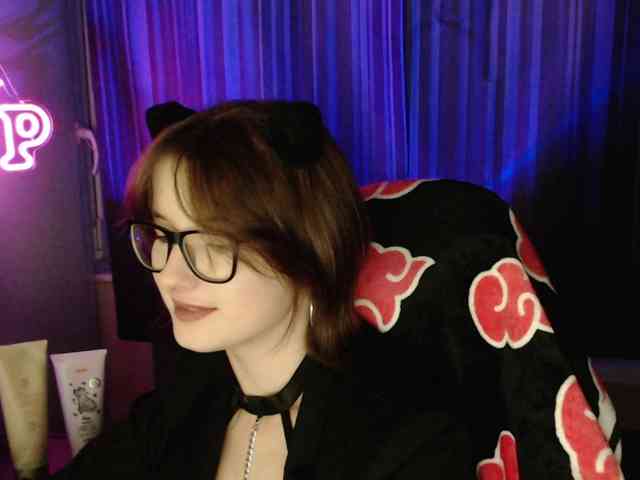 Cherry-Luna Live Webcam on BongaCams