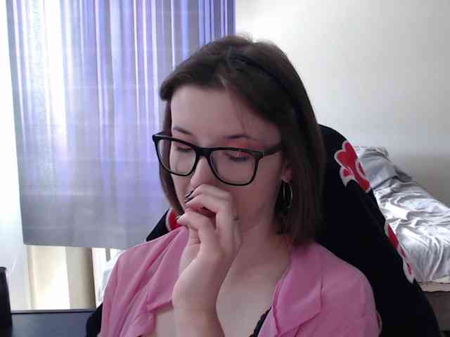 Cherry-Luna webcam