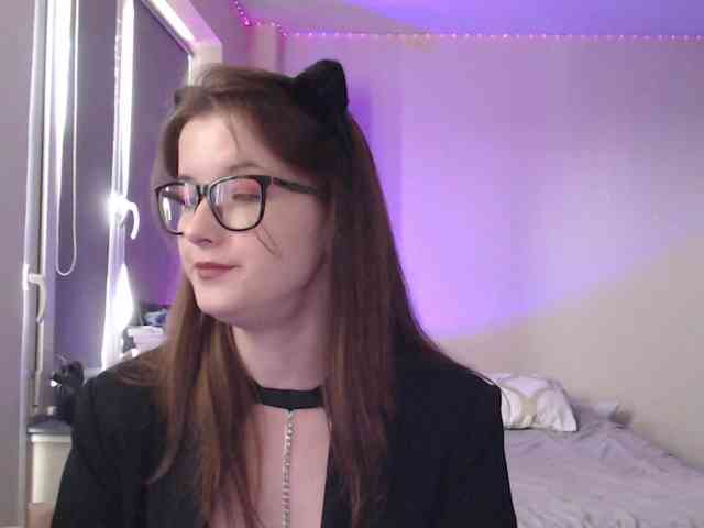 Cherry-Luna webcam