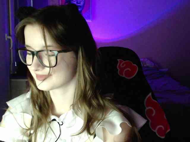 Cherry-Luna webcam