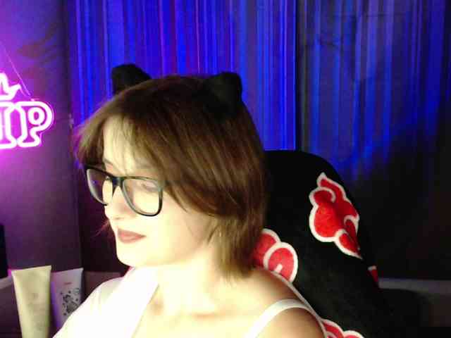Cherry-Luna webcam