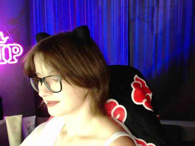 Cherry-Luna webcam