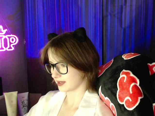 Cherry-Luna webcam