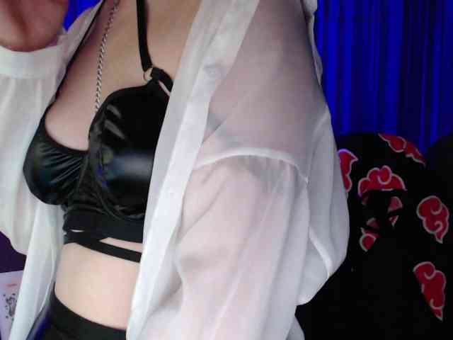 Cherry-Luna webcam
