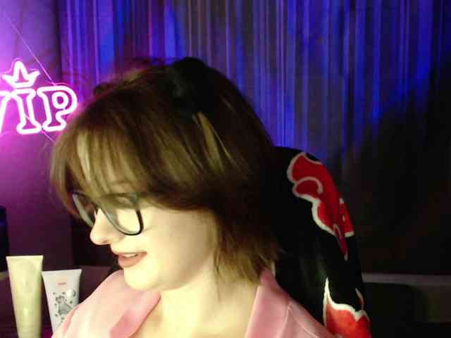 Cherry-Luna webcam