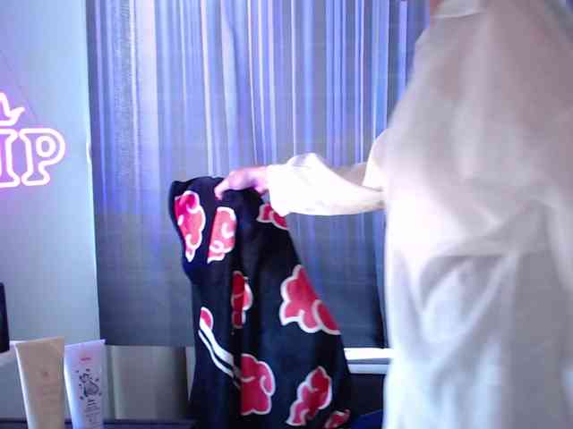 Cherry-Luna webcam