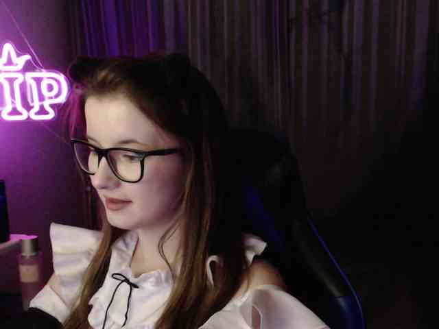 Cherry-Luna webcam