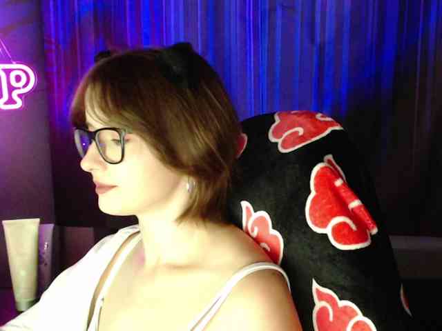 Cherry-Luna webcam