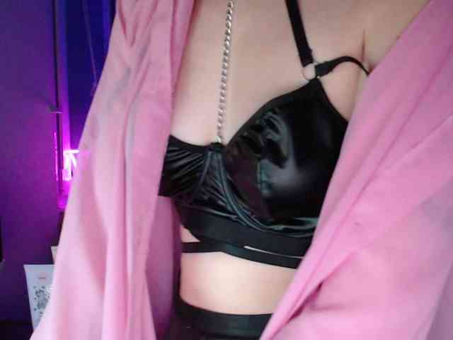 Cherry-Luna webcam