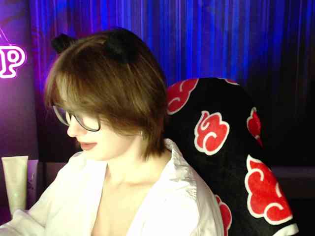 Cherry-Luna webcam