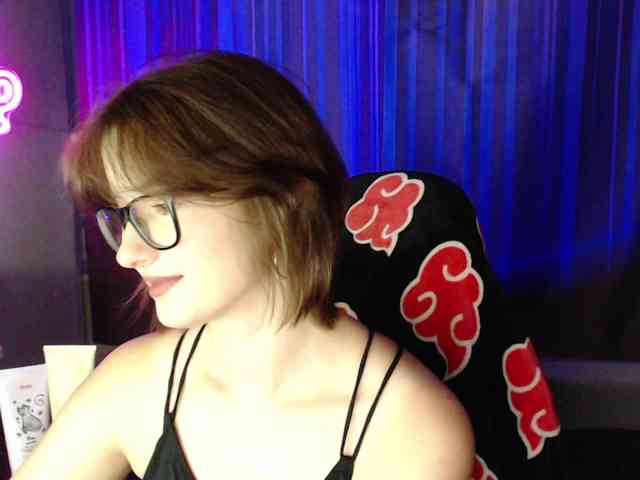 Cherry-Luna webcam