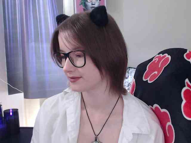Cherry-Luna webcam