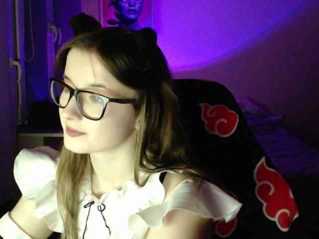 Cherry-Luna webcam