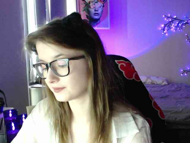 Cherry-Luna webcam