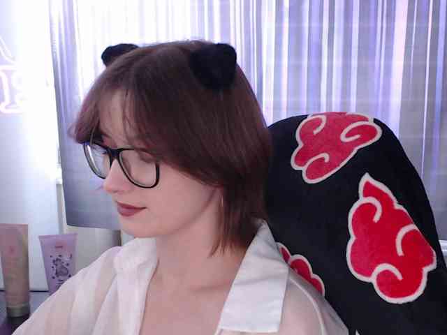 Cherry-Luna webcam