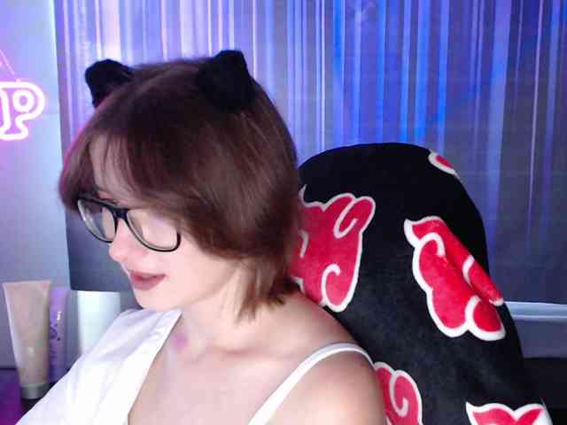 Cherry-Luna webcam