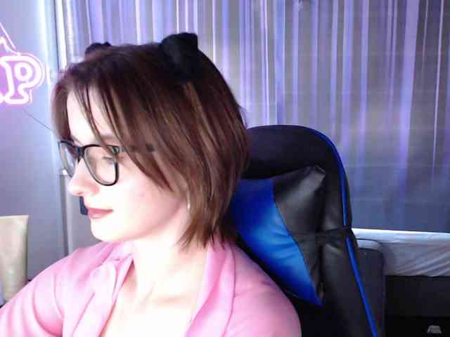Cherry-Luna webcam