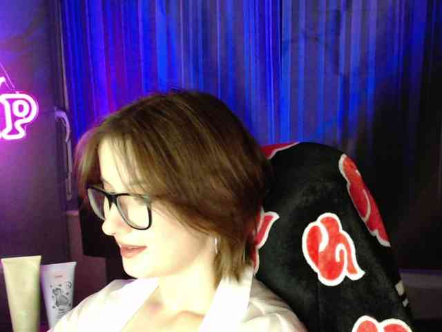 Cherry-Luna webcam